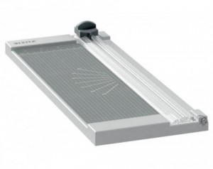 Rezalnik leitz a4 8-listni...