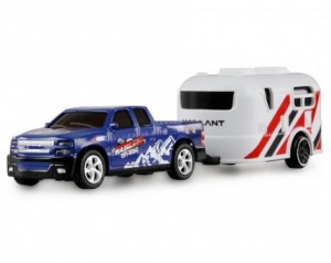 RC Pickup s prikolico 1:64...