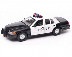 Kovinski avtomobil 1999...