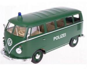 Kovinski avtomobil...