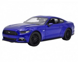 Kovinski avtomobil 2015...