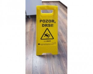 Tabla opozorilna pozor drsi...