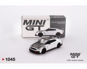 Mini GT Nissan GTR Nismo...