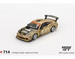 Mini GT Nissan Silvia S15...