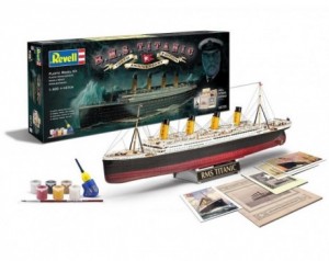 Revell maketa ladje Gift...