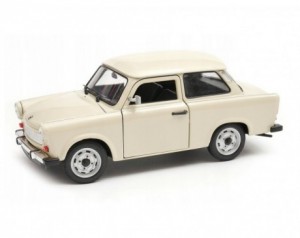 Kovinski avtomobil Trabant...
