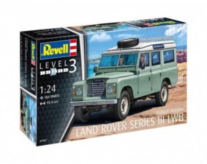 Revell maketa Land Rover...