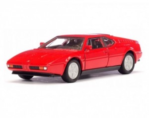 Kovinski avtomobil BMW M1